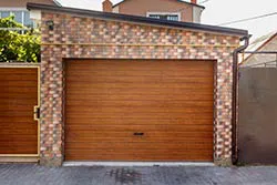 Trust Garage Door Milwaukee, WI 262-546-8443 - garage-side